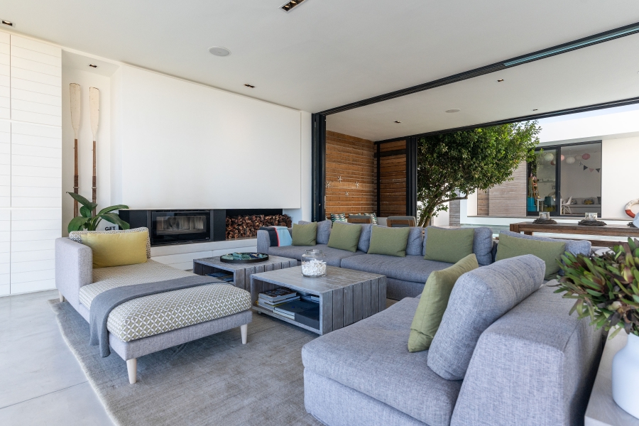 6 Bedroom Property for Sale in Yzerfontein Western Cape